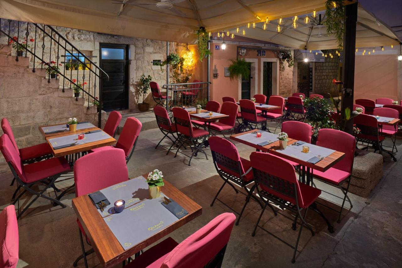 Piazza Heritage Hotel Split Bagian luar foto