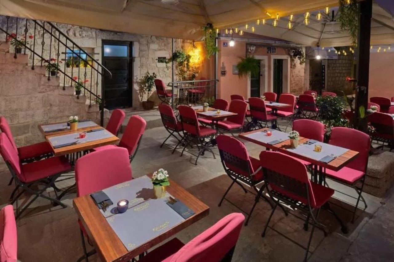 Piazza Heritage Hotel Split Bagian luar foto