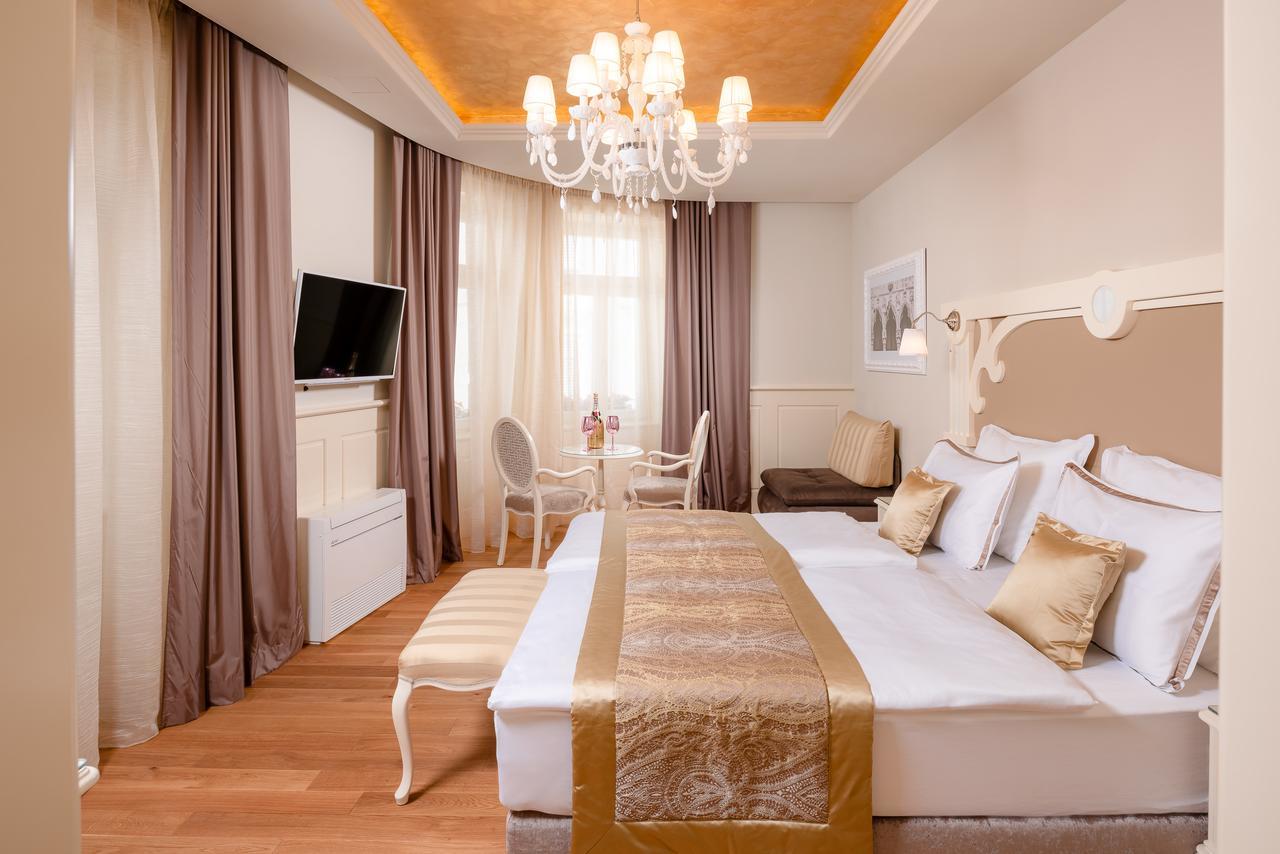 Piazza Heritage Hotel Split Bagian luar foto