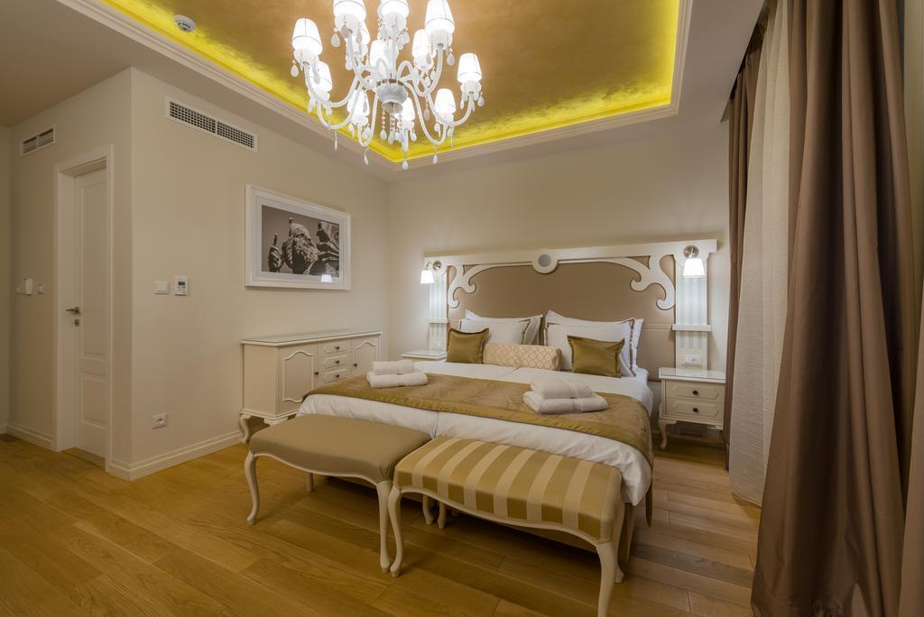 Piazza Heritage Hotel Split Bagian luar foto